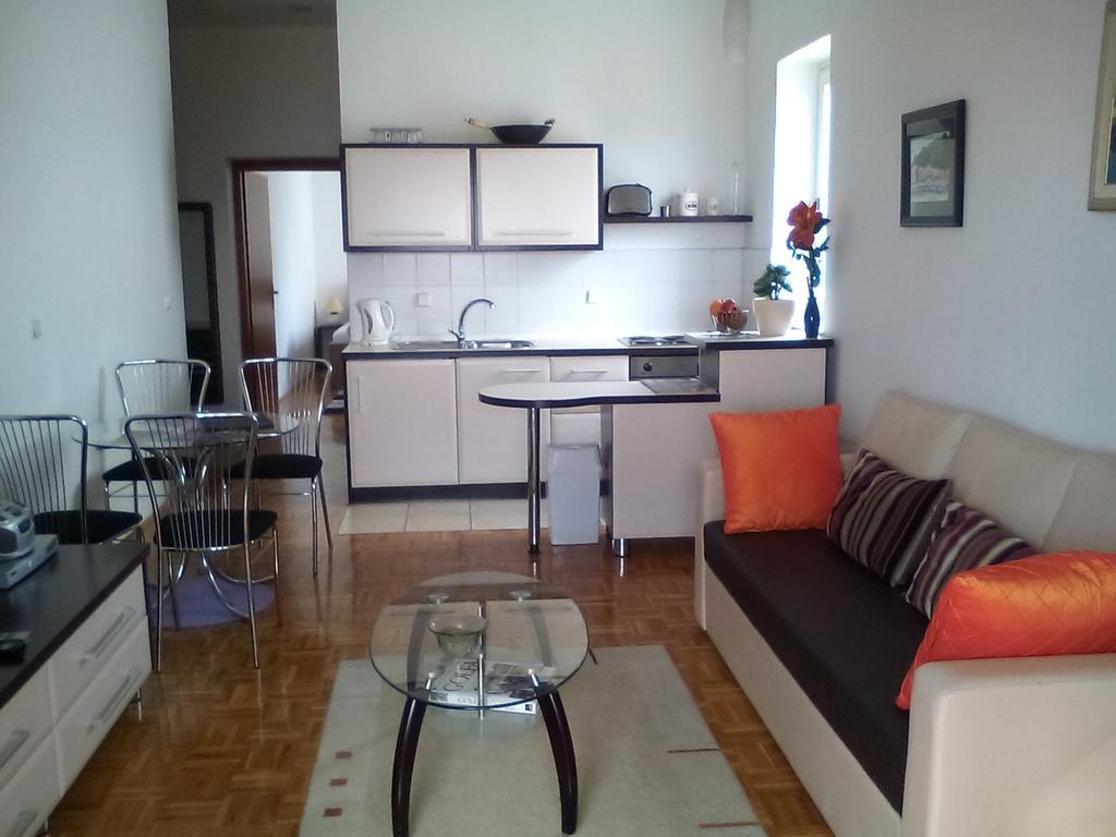 Apartment Hana ซริกเวนิซา ภายนอก รูปภาพ